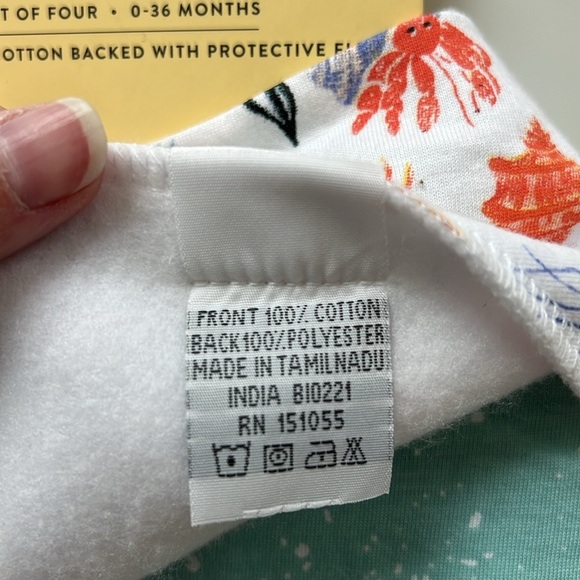 NWT Bundle (2) Carter’s Baby Dinosaur Romper/Bandana Bibs - Picture 13 of 13